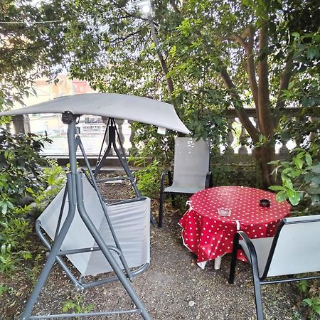 Apartmán Garden In The Center Split Pokoj fotografie